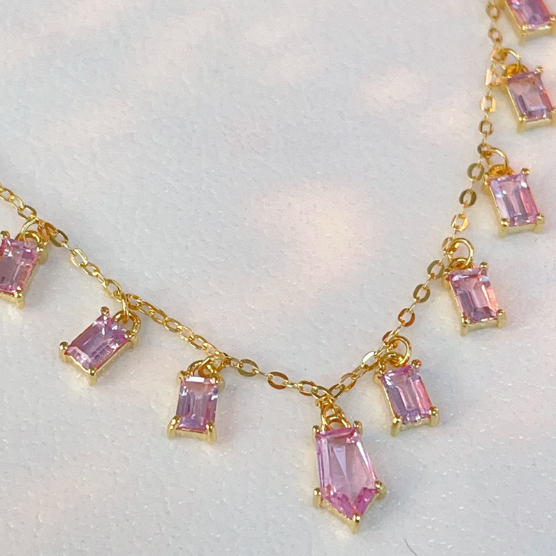 宝创集18K金镶嵌约0.39克拉天然彩色宝石异形粉蓝宝项链独特精致