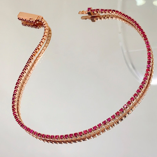 天然鸽血红红宝石马年满圈手链