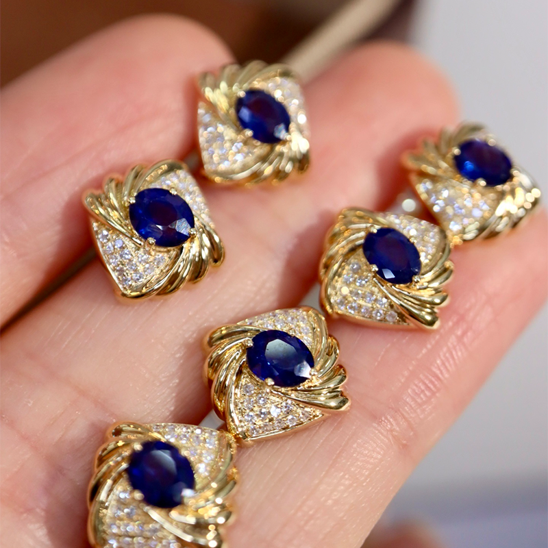 宝创集18k金镶约1克拉天然皇家蓝椭圆蓝宝石耳钉真金真钻精品复古