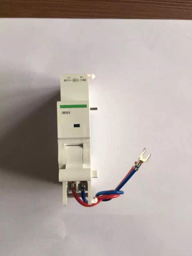 配施耐德 iC65 IC65N IC65H iMNV过欠压脱扣器/iC65辅助附件