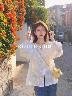 女夏宽松泡泡袖 法国Rouje 蕾丝花朵刺绣衬衫 衬衣 Chic法式 系带长袖