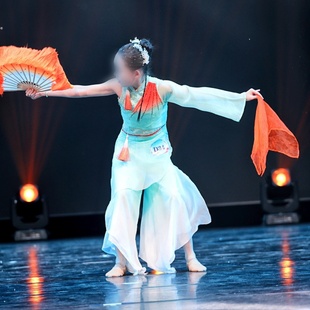 民族民间胶州秧歌舞蹈服装心尖尖剧目古典舞演出服女飘逸艺考定制