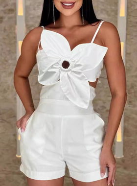 Women casual jumpsuit 白色立体花工艺设计吊带时尚连体短裤