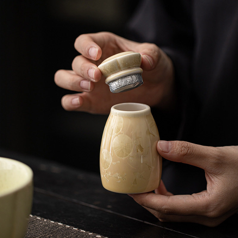 结晶釉小号陶瓷茶叶罐密