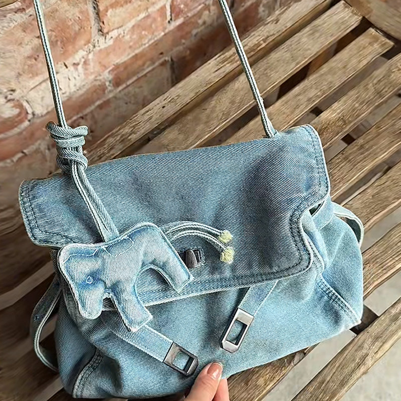 复古水洗牛仔邮差包翻盖大容量通勤斜挎包做旧学院风单肩包女包包