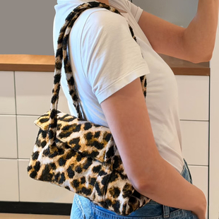 2026春季新款复古豹纹单肩包腋下女包小众设计高级通勤时尚手提包