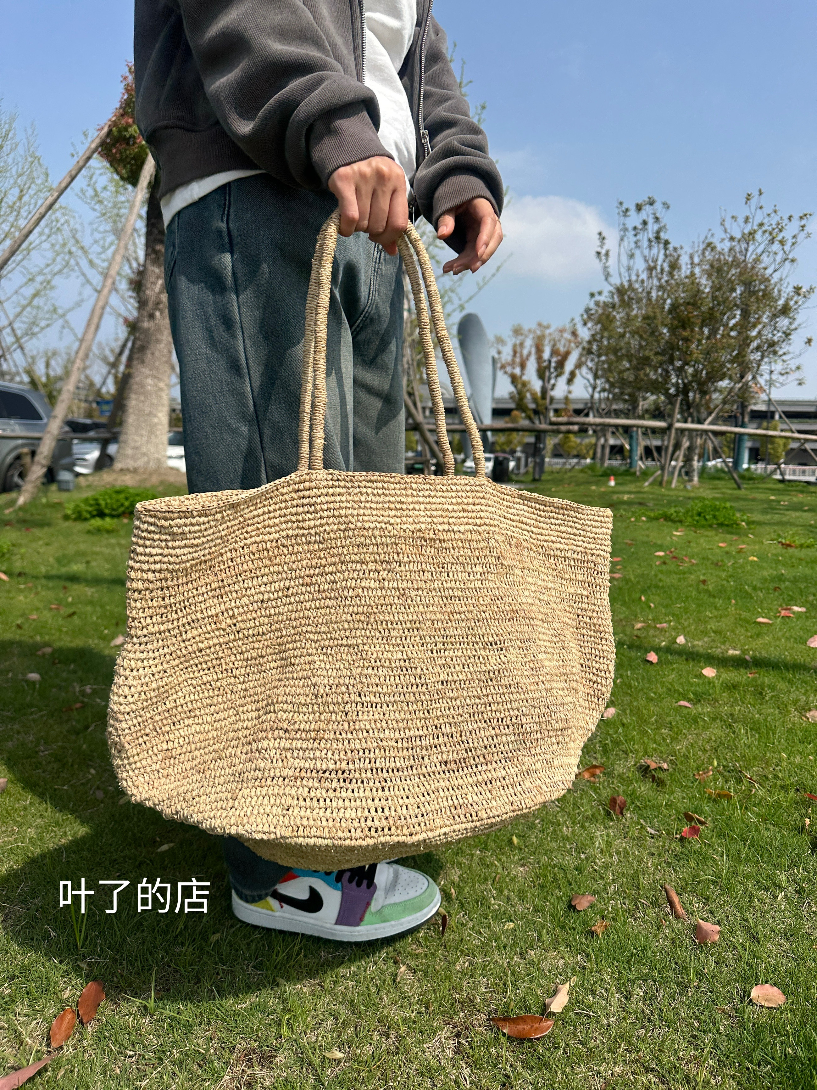朝鲜制 手钩超大容量托特包纯色拉菲草包纯编织海边度假单肩包