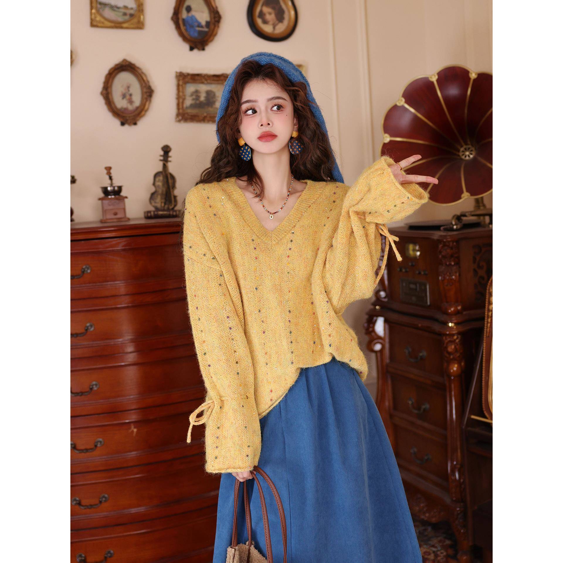 陈佳洁【金色荒野】黄色宽松针织衫女装v领宽松百搭秋季新款上衣