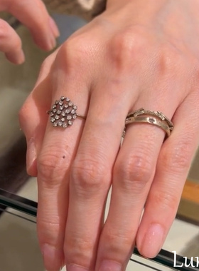 S925纯银老钱风镂空镶钻素圈戒指