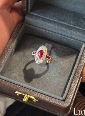 S925银中古椭圆红宝马眼钻戒指女