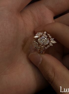 S925纯银爆闪璀璨奢华闪钻戒指女