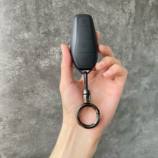 适用于比亚迪钥匙套宋秦PLUS/dmi海豚e3驱逐舰05高级感唐汉EV包扣