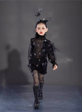 2026女童蕾丝蝴蝶网纱套装黑色潮服T台走秀个性设计童装摩卡服装