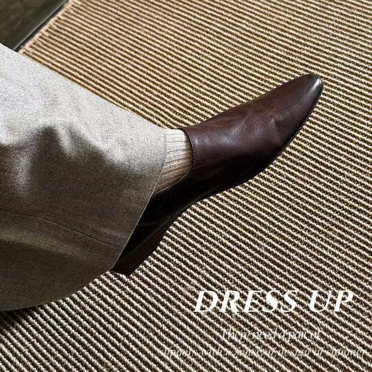 杏头坡跟橡胶胶粘工艺头层猪皮深口单鞋,女鞋,深口单鞋,淘宝优惠券,粉丝福利购,淘宝优惠卷