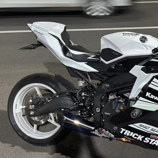 适用川崎ZX-4R/RR ZX-25R 23-26改装不锈钢 折叠 车牌架 牌照架框
