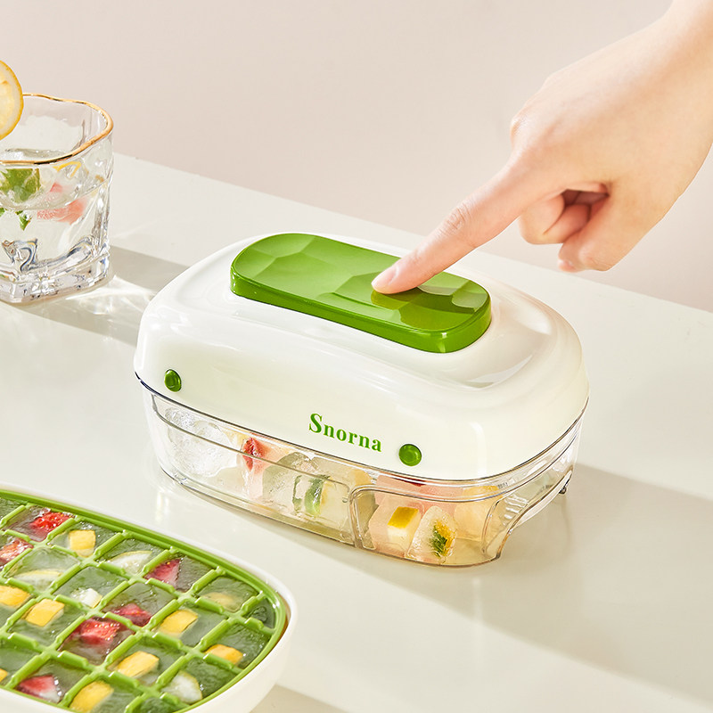 冻冰块模具按压冰格带盖食品级自制冰盒冰箱储存盒家用做冰块神器