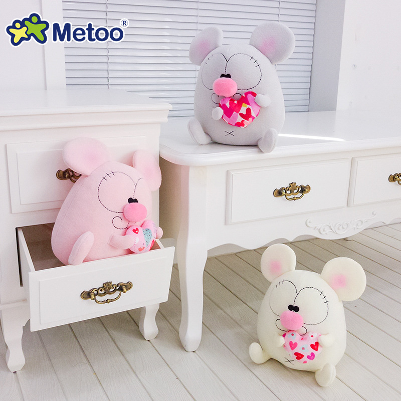 咪兔抱心鼠公仔批发11