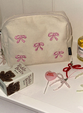 Mazzzzy韩国代购 少女心化妆包蝴蝶结刺绣灯芯绒收纳包ins大容量