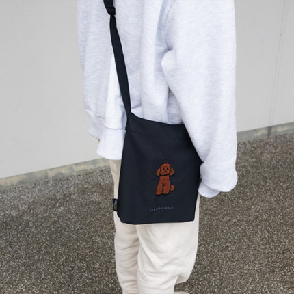 Zeroperzero韩国代购 小狗刺绣尼龙随身手机斜挎包休闲小包收纳包