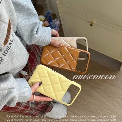 MUSEMOON｜奶油烤面包 ins博主同款软乎乎大菱格面包立体菱形皮质手机壳适用iphone17promax苹果16/15/14秋冬