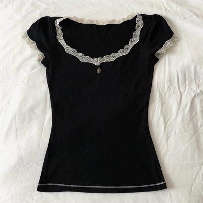 Comfortable Short Sleeve Lace T-shirt 舒适短袖洋气花边T-恤衫