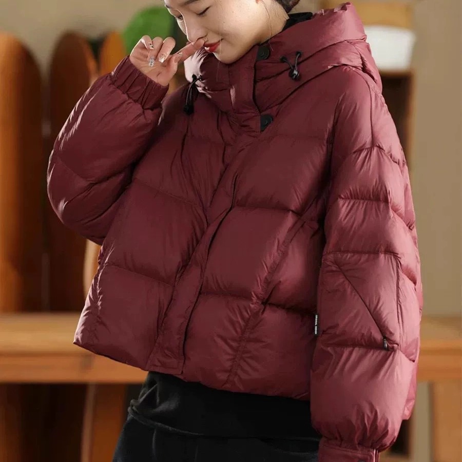 轻柔90白鸭绒短款连帽羽绒服女冬