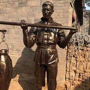 酒文化铸铜玻璃钢仿铜挑货卖鱼人物雕塑商业街步行街景观区定制