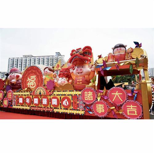 自贡产大型巡游花车彩车广告宣传商业活动专业美陈制作厂家道具