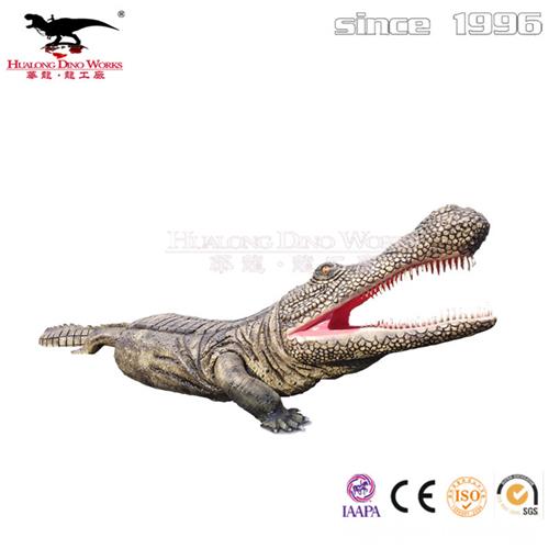 硅胶仿真动物模型玩具电动仿真爬行鳄鱼遥控操作商场公园游园引流