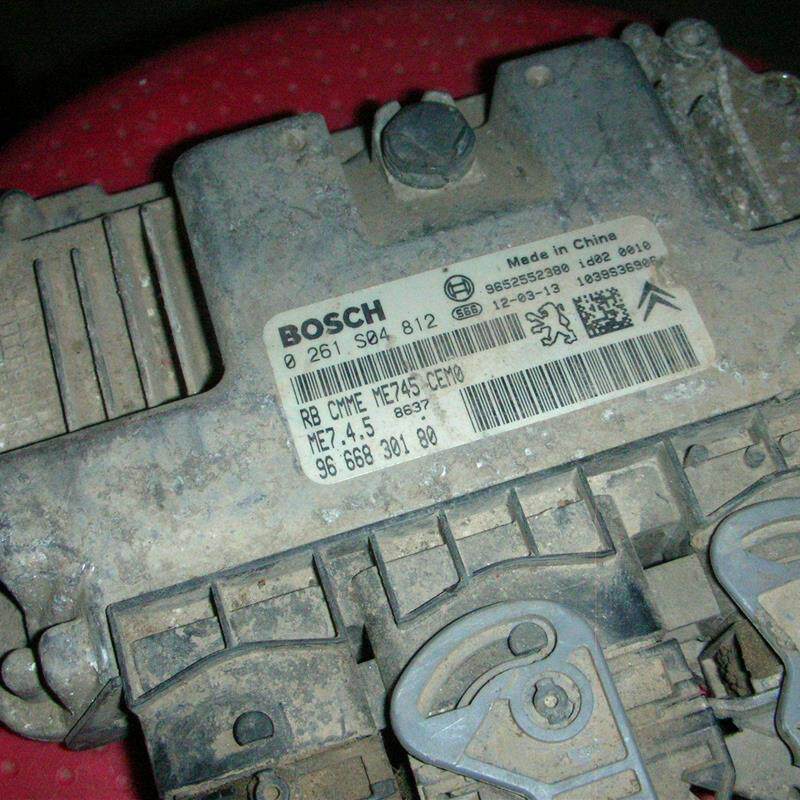 适用于世嘉凯旋标致206 307发动机电脑板0261S04812