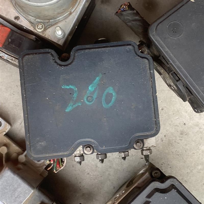 适用于东风580风行风光景逸菱智帅客皮卡世嘉刹车泵ABS泵体总成