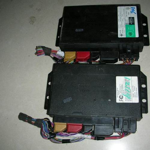 奥迪A6C5车身电脑控制模块4B0962258M/258J/258E中控舒适电脑板