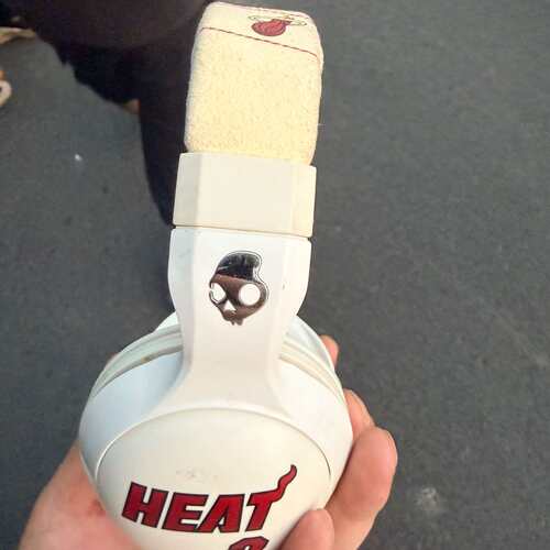 维修skullcandy 斯酷凯蒂 骷髅头 NBA 迈阿密议价