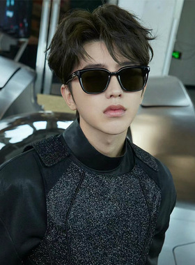 新款大框显脸小墨镜女高级感潮方框网红眼镜时尚防晒太阳镜男士