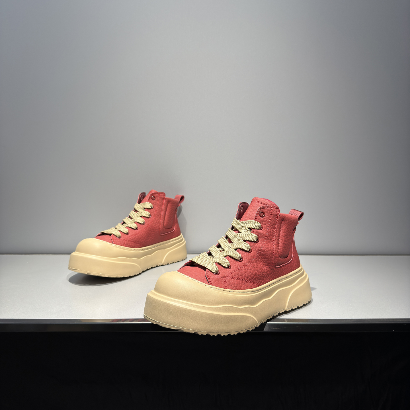 2025新款厚底增高休闲板鞋