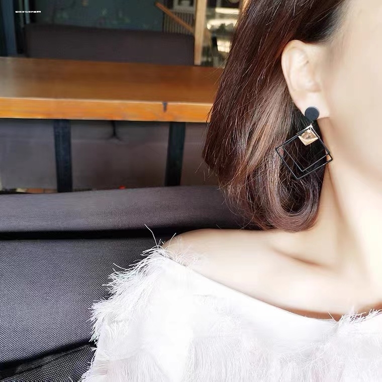 几何菱形高级感耳环韩国气质耳钉女银针耳坠2022年新款潮网红长款