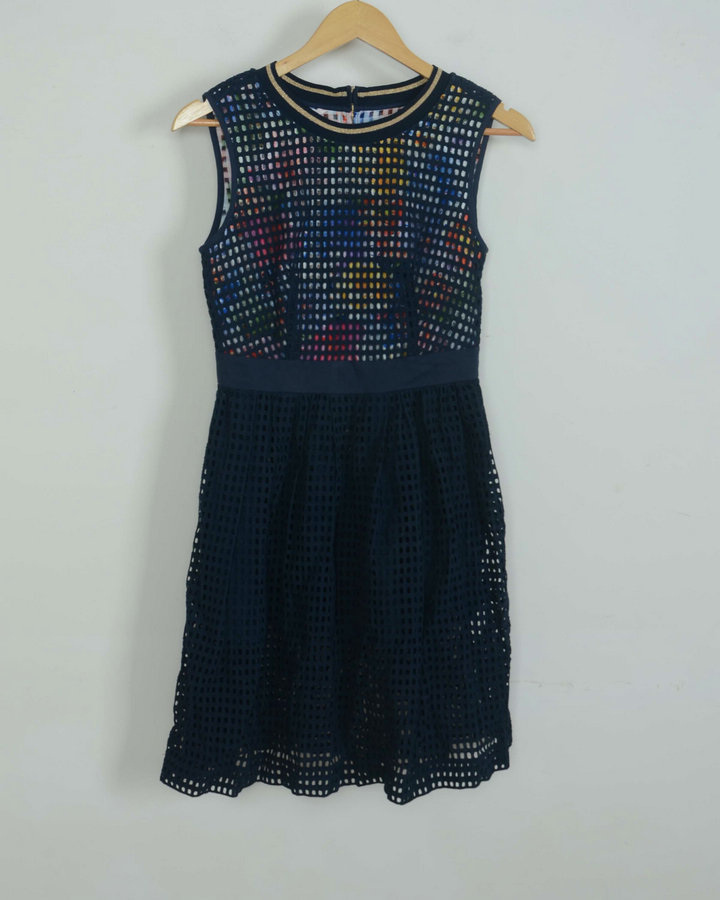 镂空休闲气质百搭收腰款