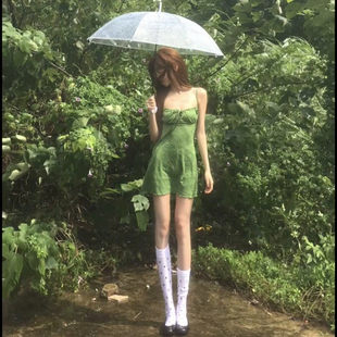 旧岛听风法式度假风绿色连体泳衣女显瘦挂脖裙式分体平角显瘦修身