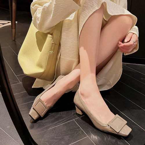 Royeer Viuoar 纯色方扣单鞋女方头漆皮粗跟中跟浅口舒适通勤女鞋