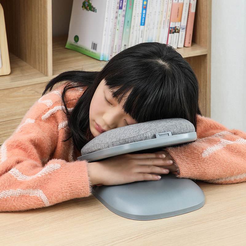 云兜中小学生午睡神器办公室成人午睡枕冰丝可折叠趴桌上睡觉枕头