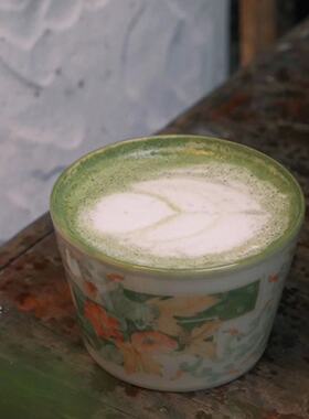 春辰手绘百合猪口杯拿铁拉花景德镇手作咖啡杯女生节日礼物250ml