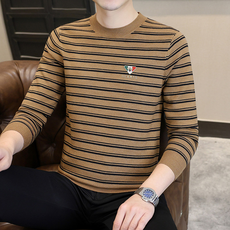 2025正流行高级感秋冬季潮流男士百搭圆领打底衫长袖毛衣男款内搭