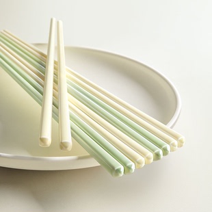 陶瓷筷子家用2026新款高档分餐筷防霉防滑筷家庭专人专用分餐筷子