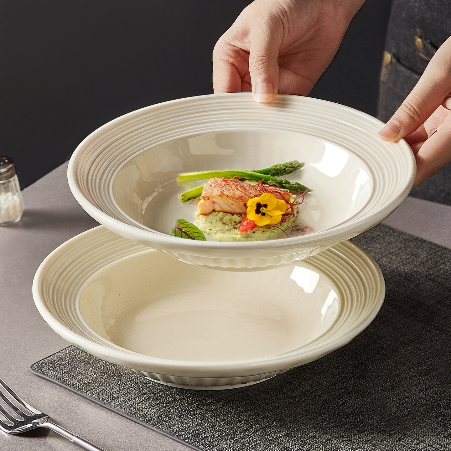 釉下彩陶瓷盘子家用菜盘高级感碗碟餐具意面盘西餐牛排深盘草帽盘,餐饮具,盘,淘宝优惠券,粉丝福利购,淘宝优惠卷