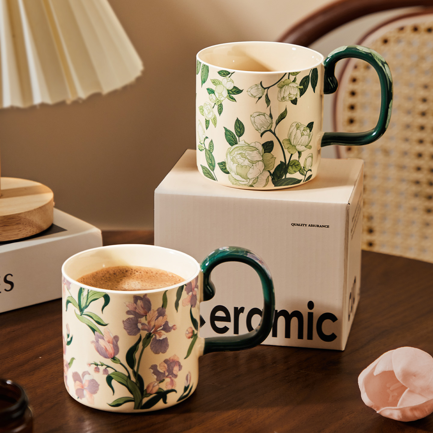 鸢尾花陶瓷马克杯家用喝水杯子