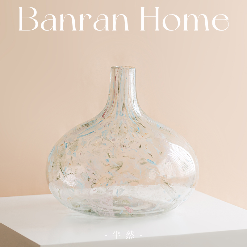 彩色玻璃花瓶轻奢高级感