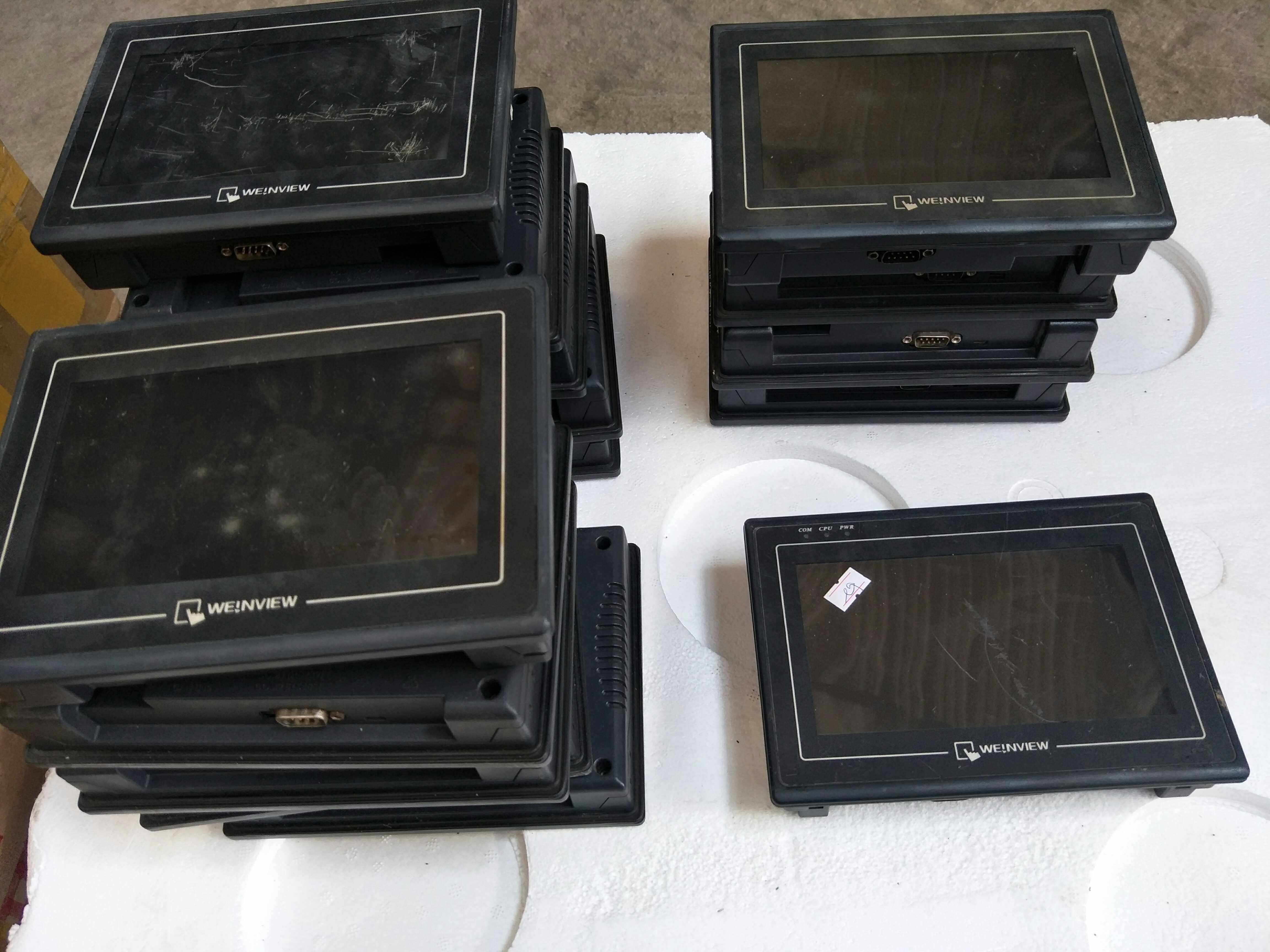 威纶触摸屏 tk6070ih/ik实物图