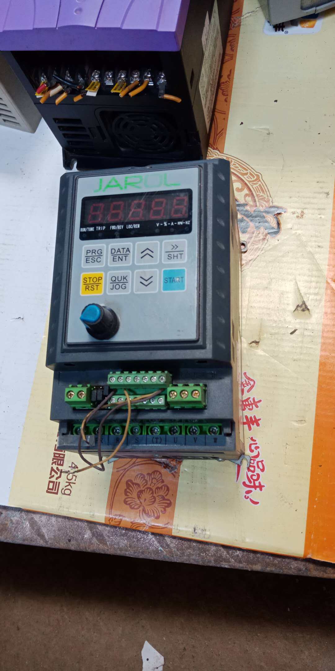 佳乐变频器jr9100-1r5g-s2-9010 220v 1.5kw 现货包好