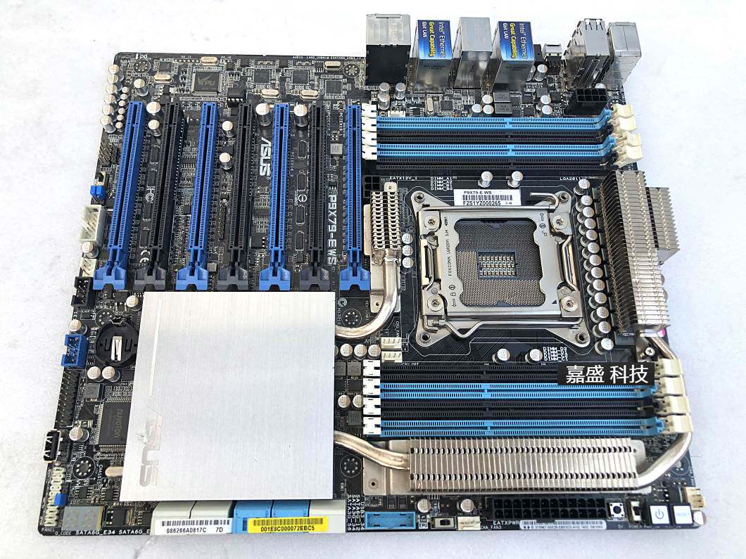 asus/华硕 p9x79-e ws工作站主板 7显卡槽 2011针支持e5 v2实物图