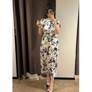 圆领丝缎质感印花扭结饰迷笛连衣裙2328 651 2328651新款 WMXZ春季